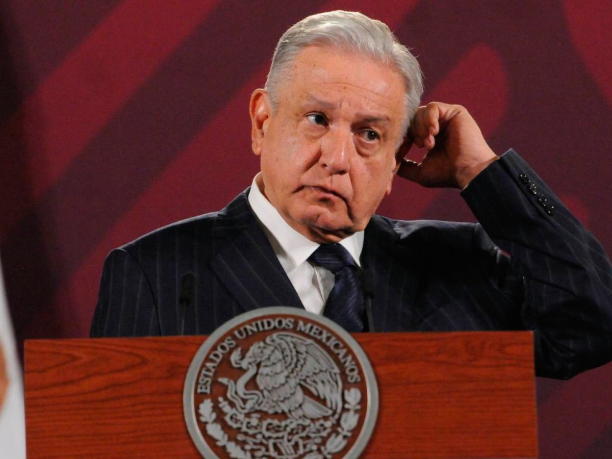López Obrador alerta sobre infiltrados en Morena