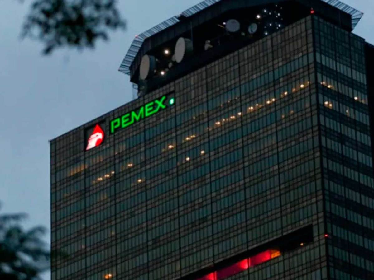 INAI ordena a Pemex revelar historial de aportaciones a las Afores